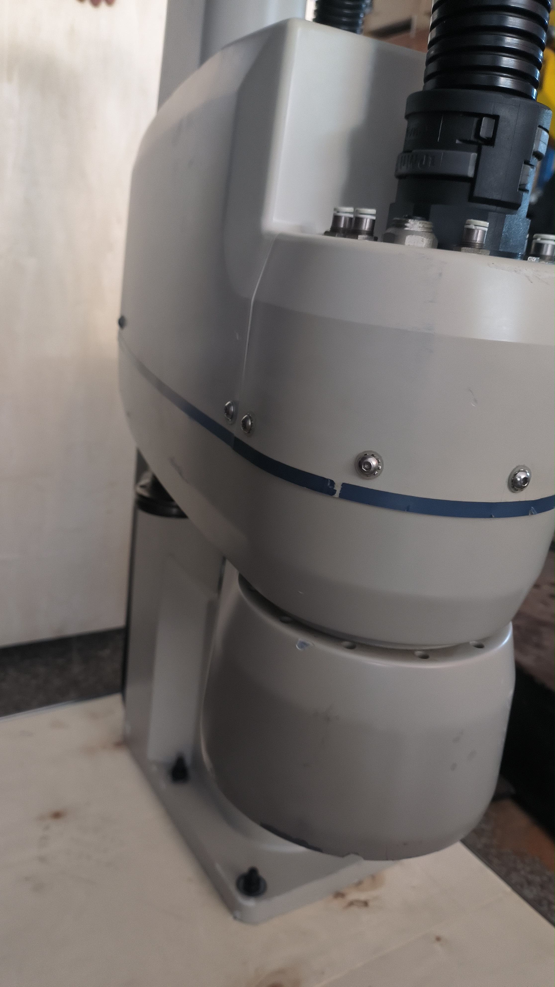 工业4轴Scara机器人5.5kg有效载荷600mm工作半径